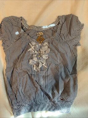 Hollister Navy and White Striped Puff-Sleeve Blouse with Front Appliqué